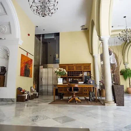 فندق Palacio Garvey 4*